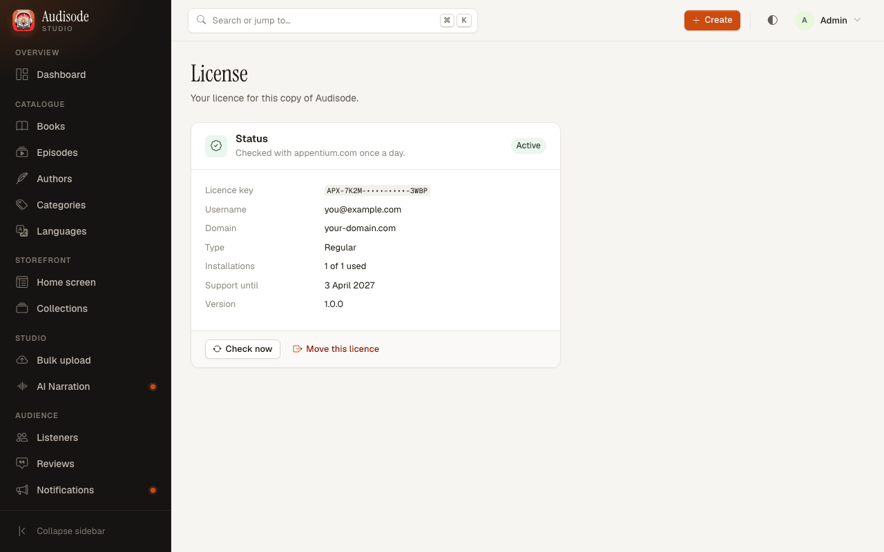 The License page showing status, licence key, domain, version and support end date